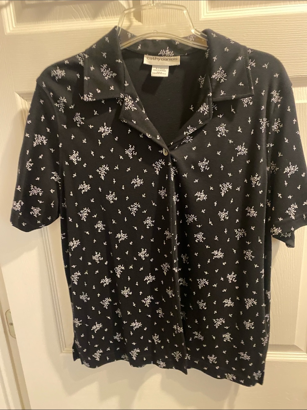 Women’s tops